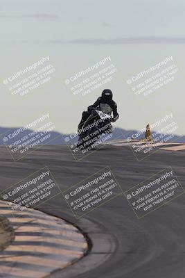 media/Sep-21-2025-Race Pace (Sun) [[98bf33ef95]]/Non Verified/1-Turns 9 and 10 (8am)/